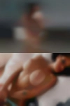 Naked woman Oak